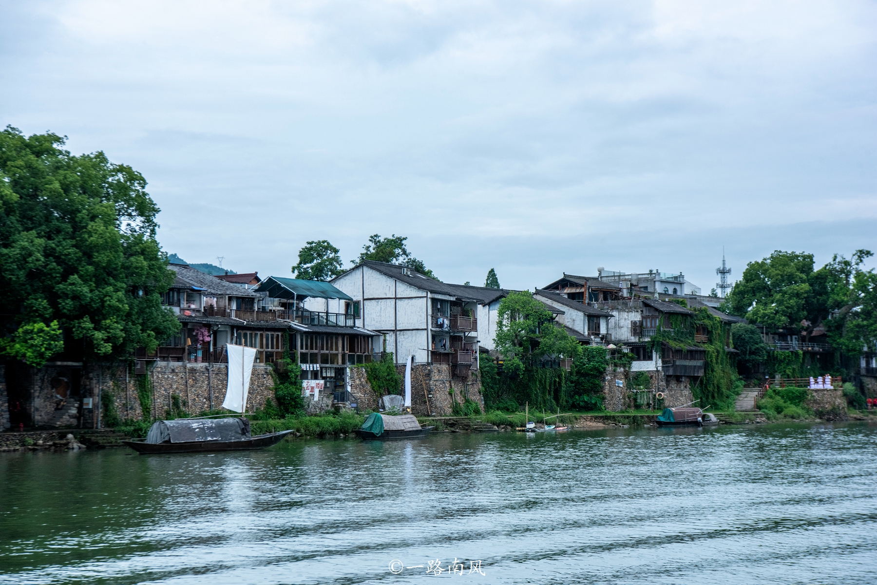 浙江丽水古堰画乡瓯江美景,丽水雨中的古堰画乡太美了