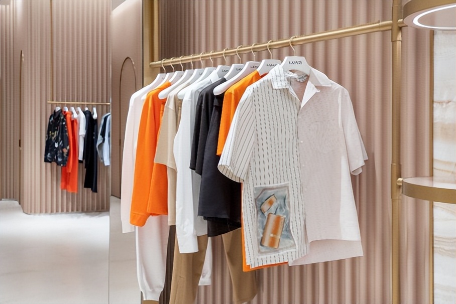 LANVIN南京德基广场精品店邀您共赴「与爱之约」