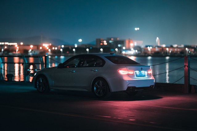 全新bmw沉浸式豪华体验,宝马3系改装德国彩虹音响