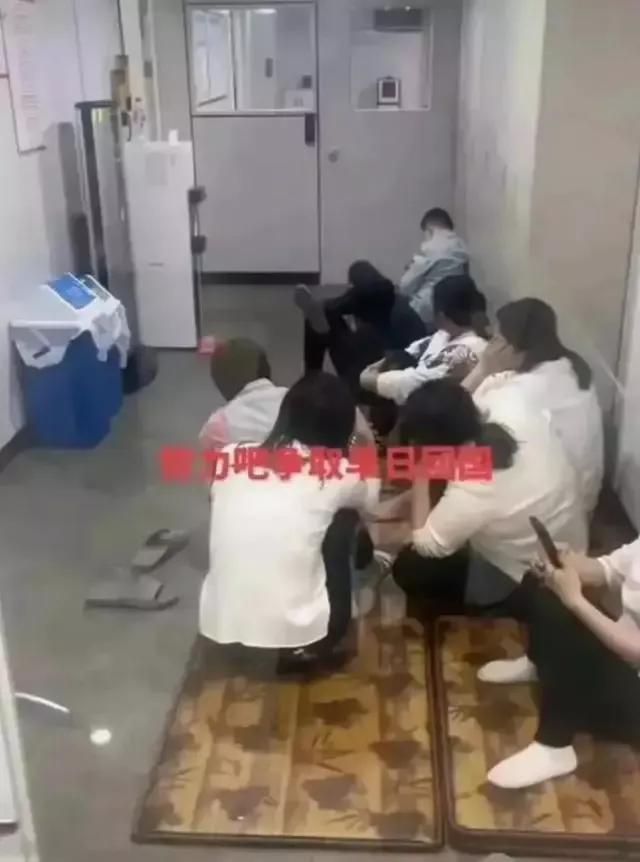 出国游天差地别！韩国如嫌犯挂黄牌检测，泰国副总理亲临机场欢迎