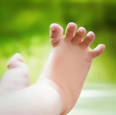 新生儿宝宝护理知识大全视频,新生儿护理100个常识新手