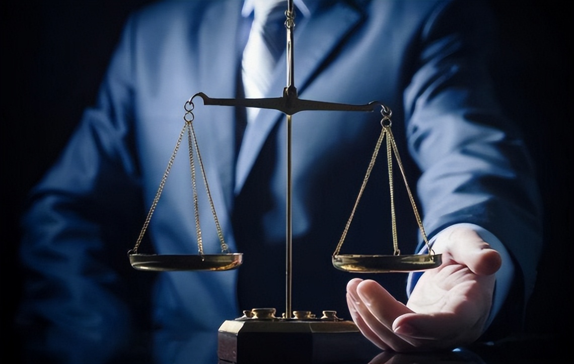 微信群里说12个字拘留15天,微信群里发几句牢骚被拘留