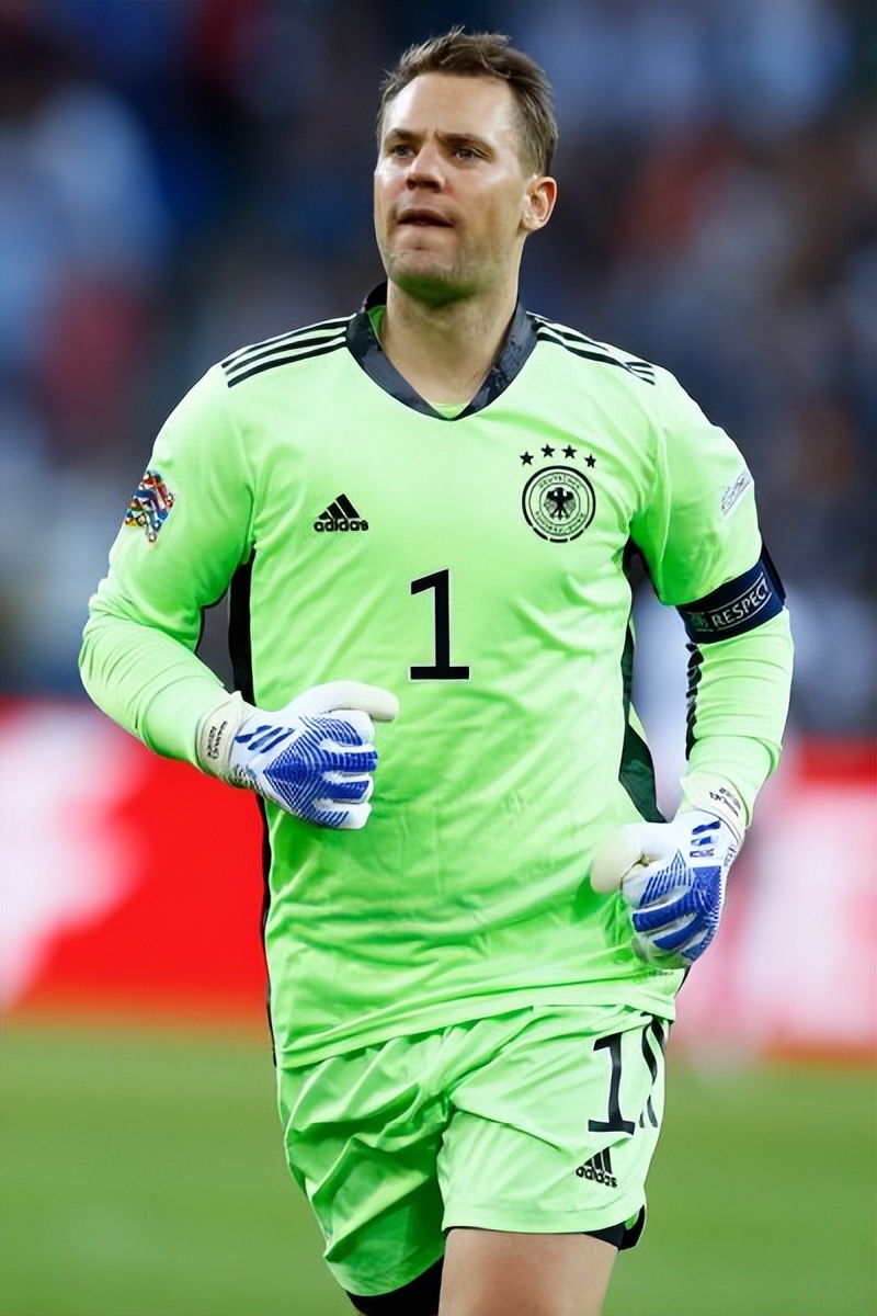 姆巴佩同期数据与梅西c罗对比,espn评nba百大球星前10