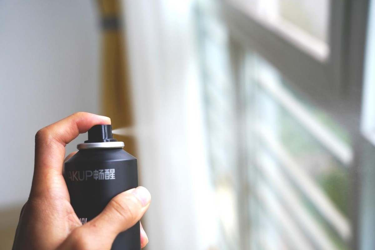 发质干枯毛躁去理发店怎么改善,没洗头怎么用发胶发蜡打理发型