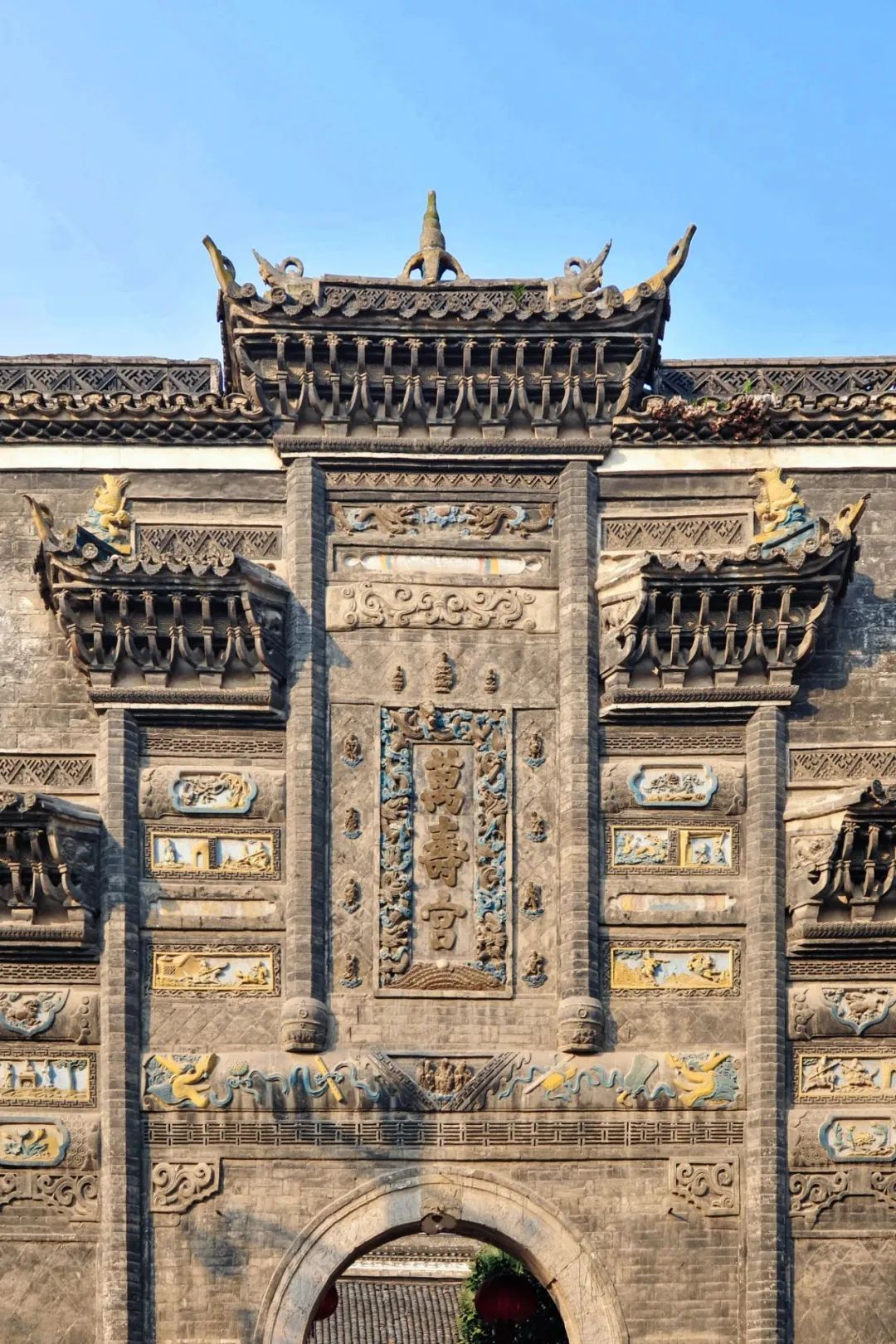 如何看懂中国第一山地省的多彩文化史诗？