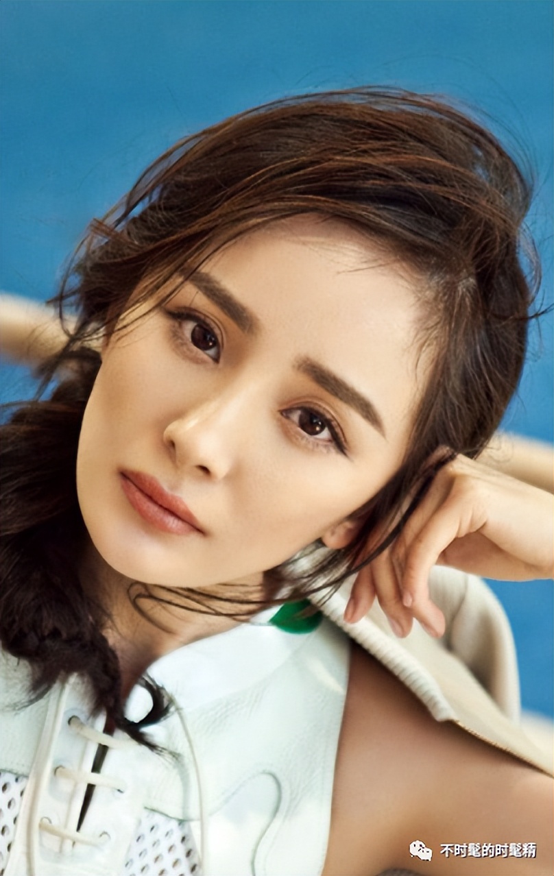 胸大怎么穿衣服不会凸出来,胸大怎么穿衣服不肿