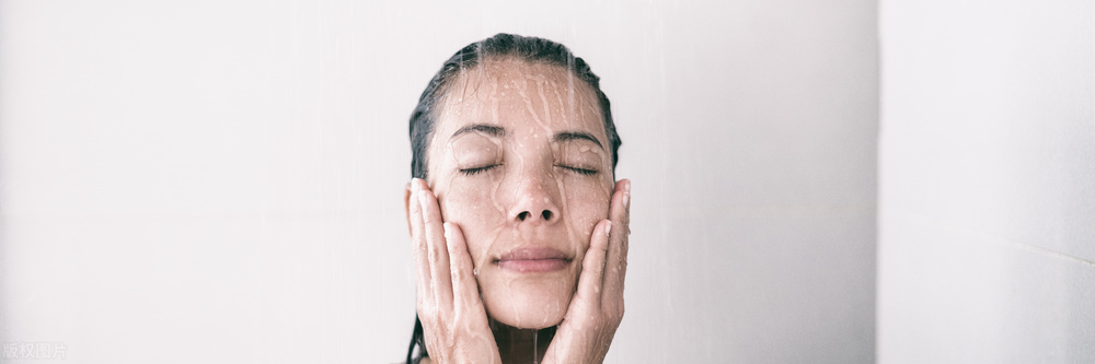 尖锐性湿疣的小疙瘩不痛不痒吗,尖锐性湿疣旁边的小点是什么东西