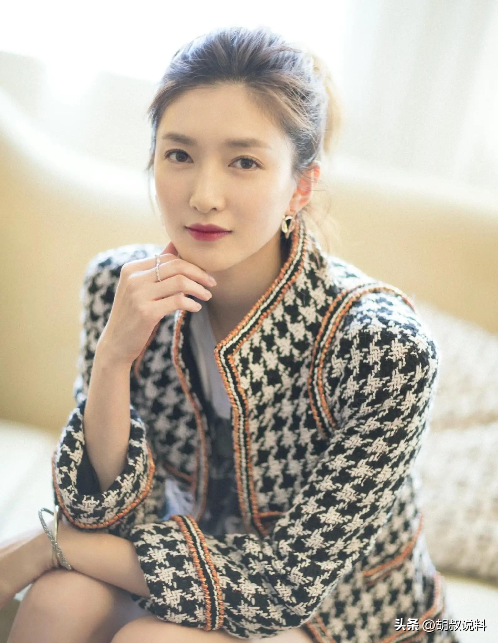 王传君说江疏影平庸解释,江疏影和王传君的关系