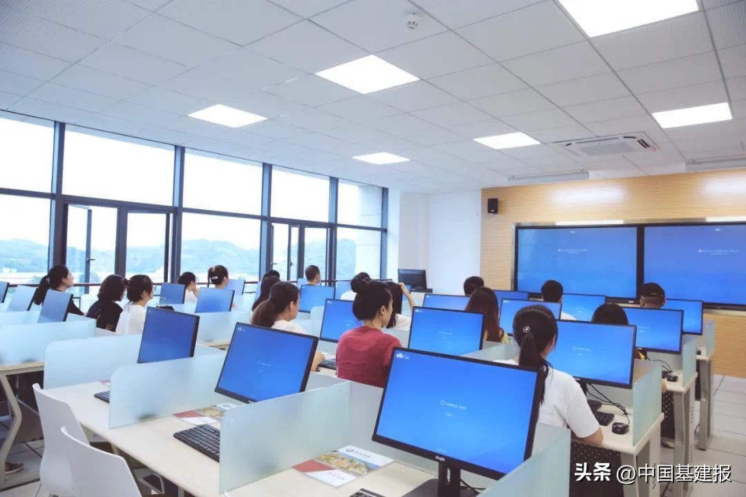 北京吉利学院整体搬迁成都项目基本完工，首都首次向外迁建大学