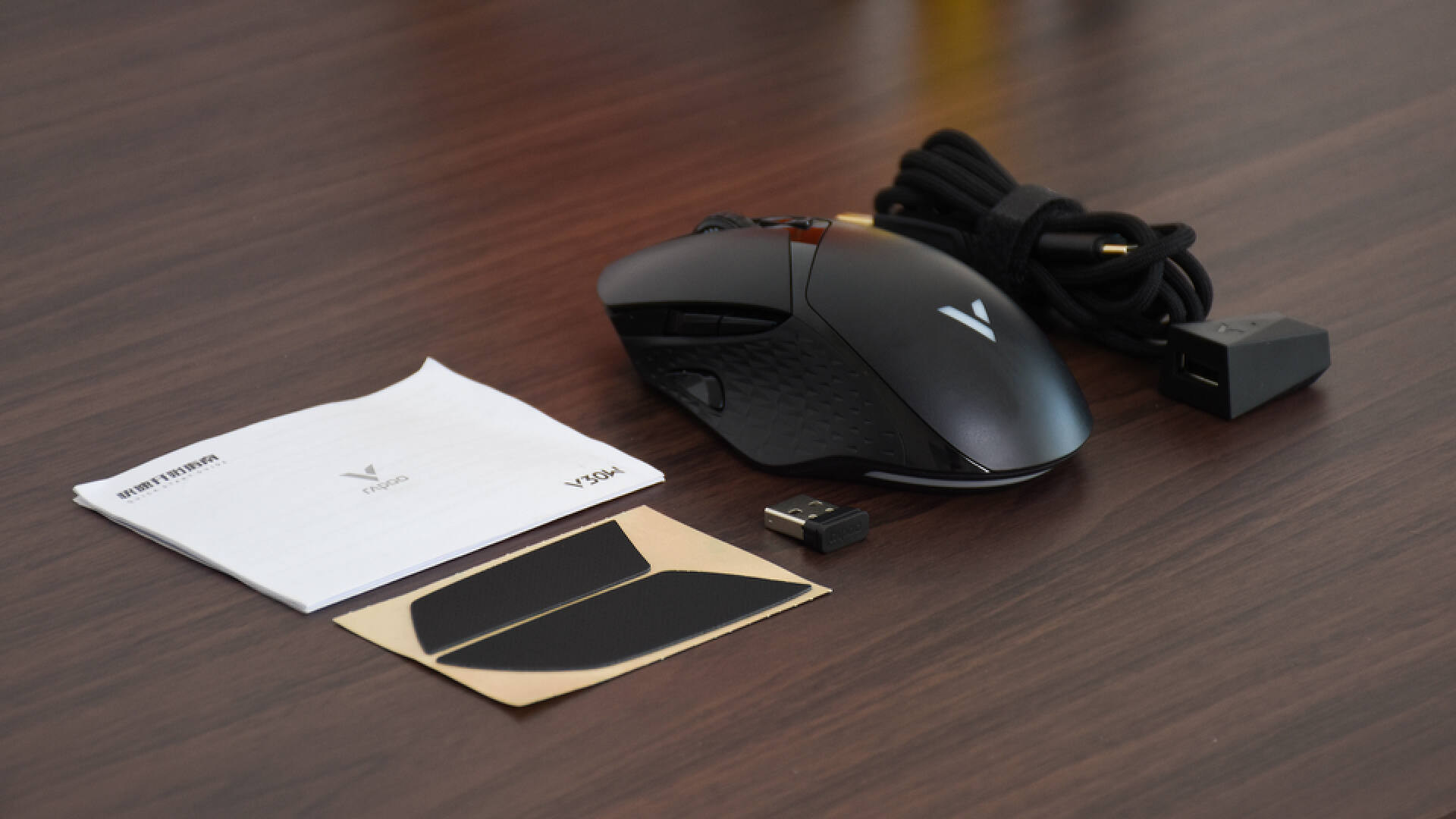 雷柏V30W游戏鼠标,雷柏鼠标垫v10c和v10s