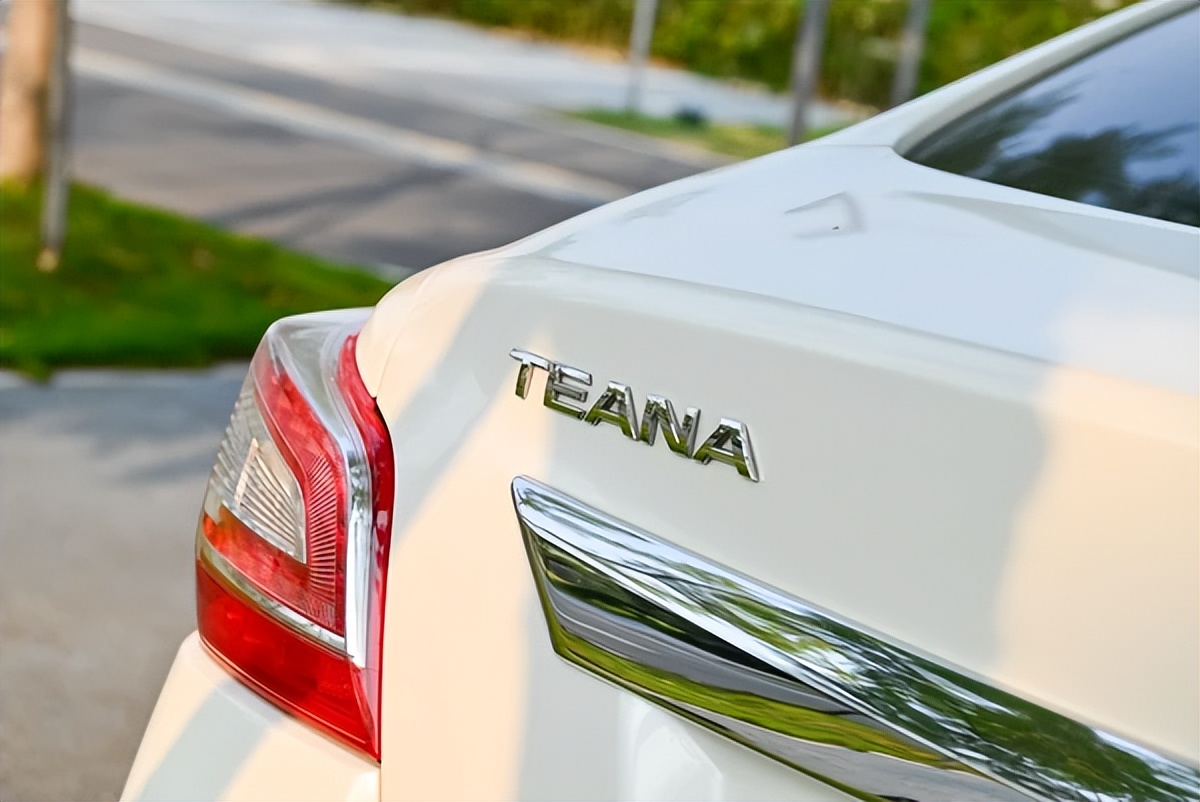 二手日产天籁7万元中山,全网价格最低二手日产天籁