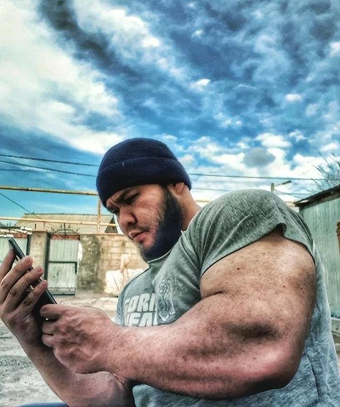 伊朗绿巨人现在怎样了,伊朗绿巨人视频