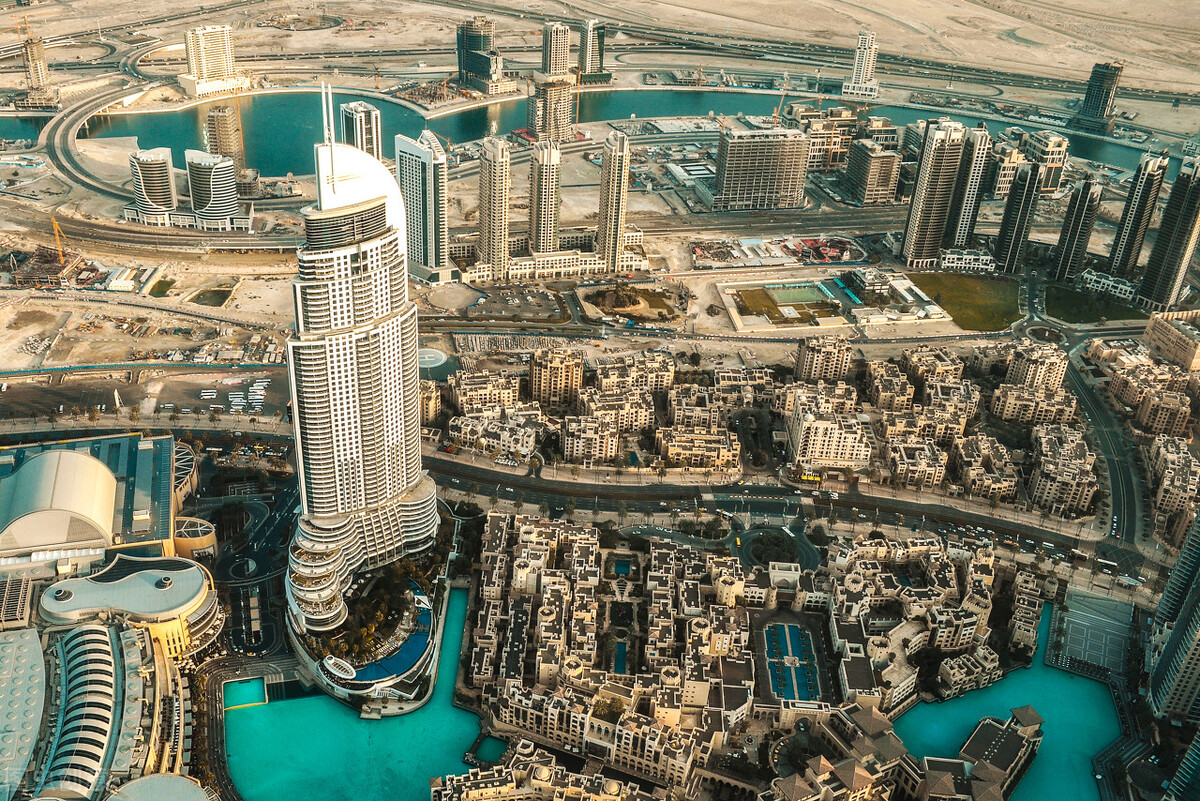 做梦也没有想到,有一天竟然会为了省钱住进迪拜