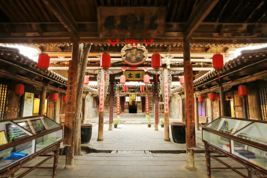 不出兰州，最快半小时到达！这个夏天，总要来趟榆中吧！