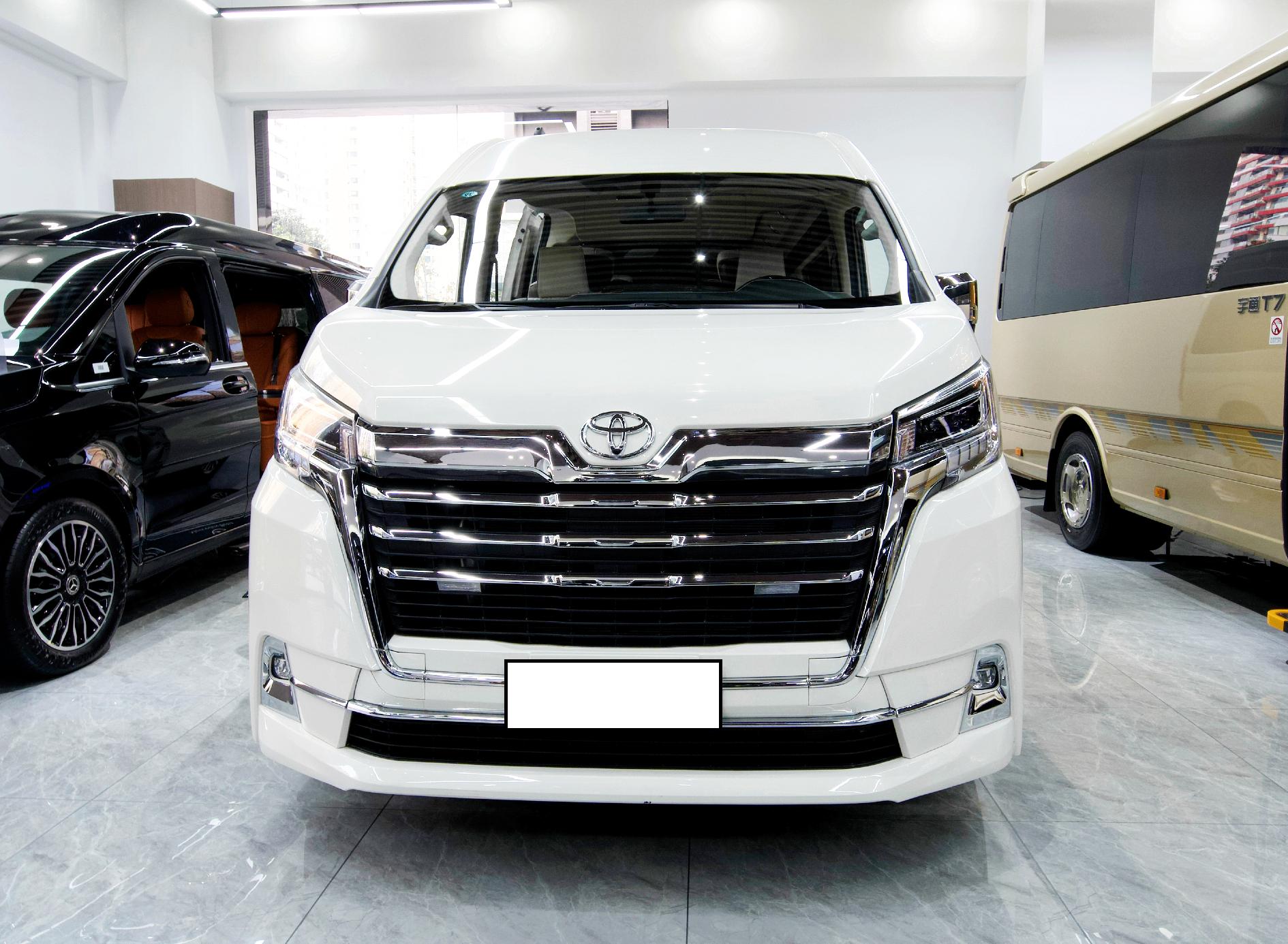 丰田海狮9座蓝牌顶配,丰田海狮9座蓝牌新款