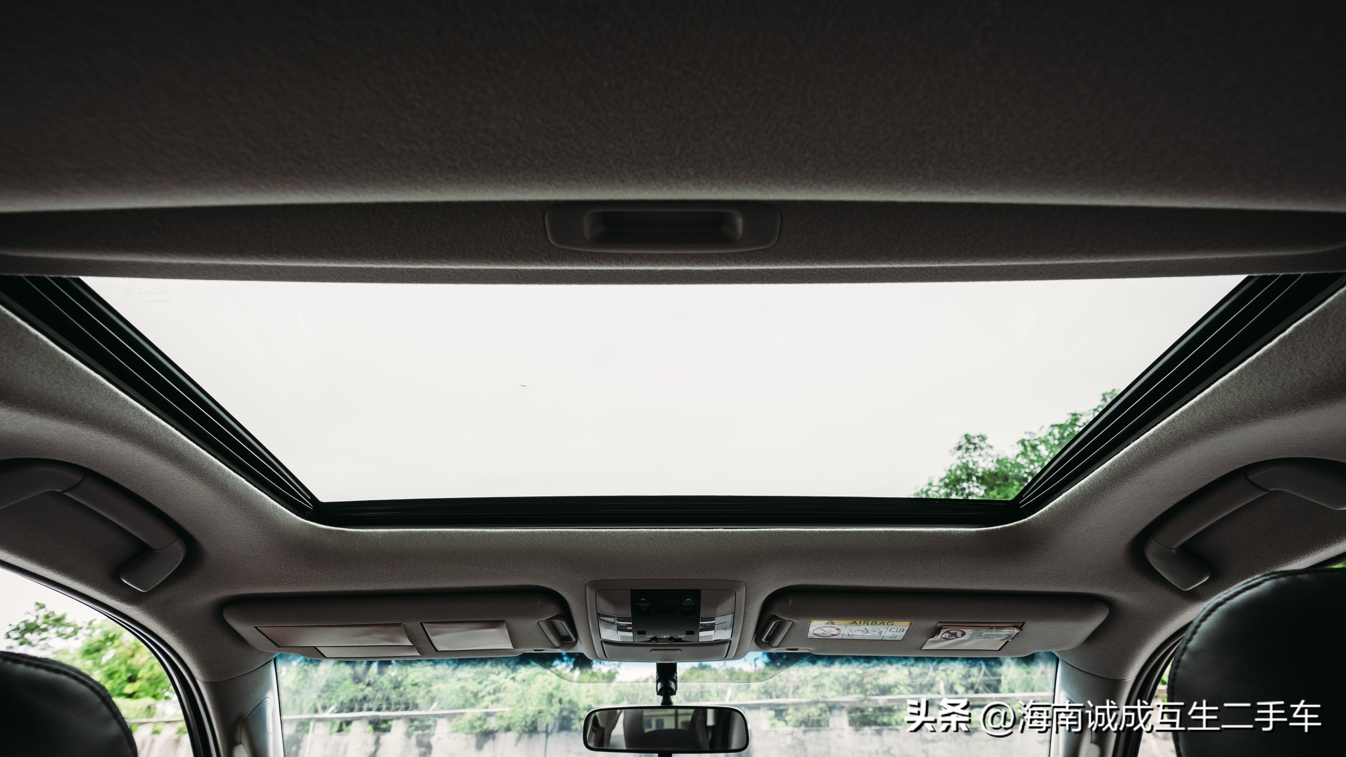 2024款丰田普拉多中东版,18款丰田普拉多中东版4.0顶配