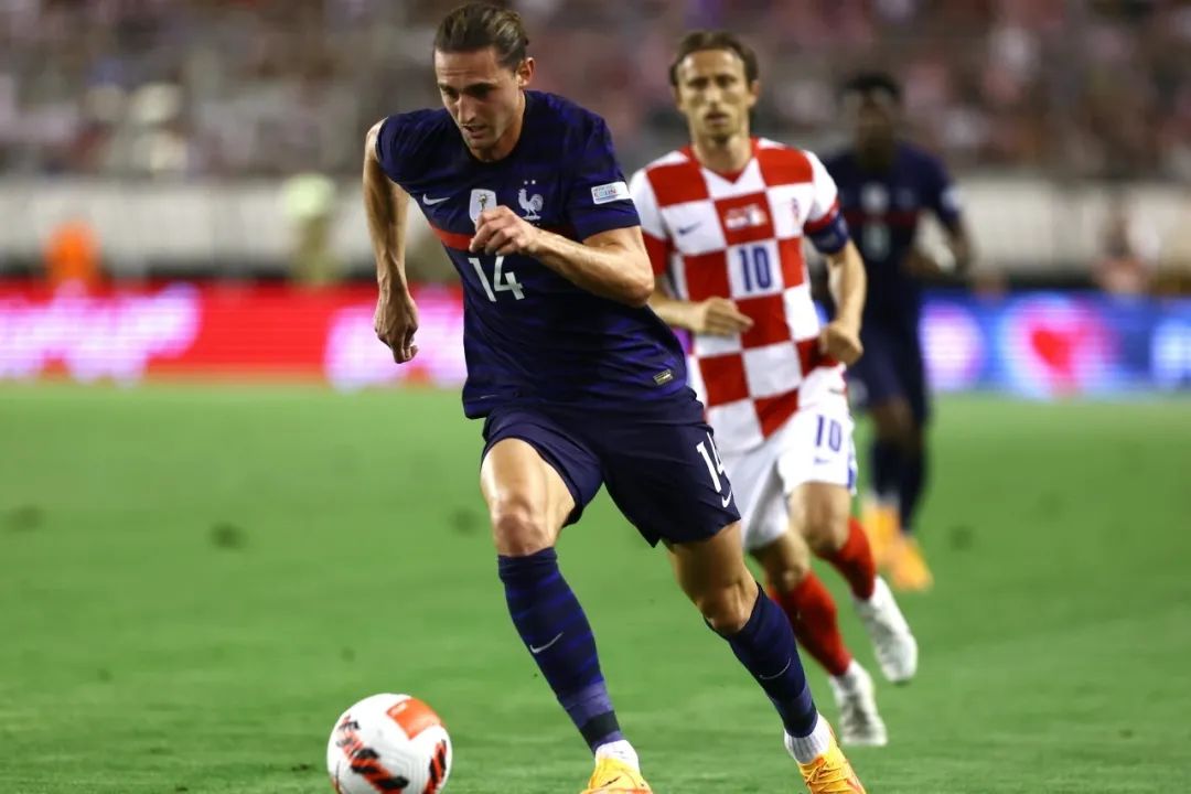 加盟死敌惹众怒！迪巴拉球衣已在尤文官网下架，曼联或引进拉比奥