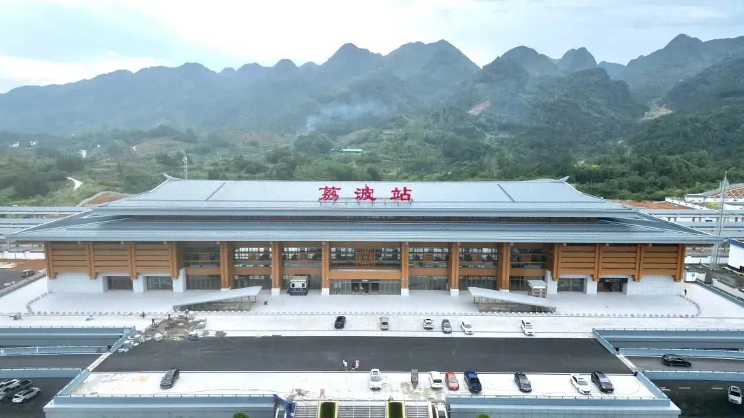 贵南高铁贵州段多少公里,贵南高铁贵州独山基长段最新视频