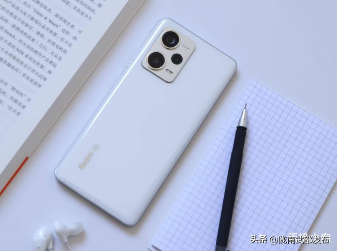 目前小米手机最值得买的一款,小米手机目前最值得入手的一款是