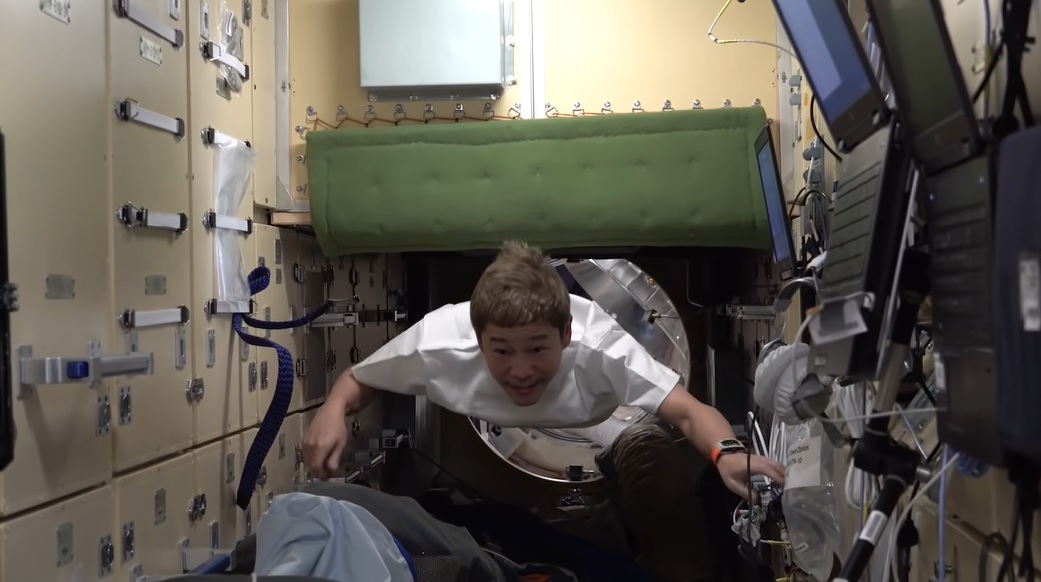 日本亿万富翁的视频,日本亿万富翁空间站