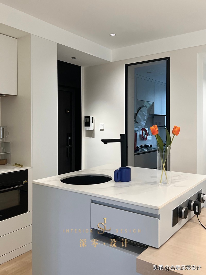 装前装后一对比，这钱花得一点都不心疼，全屋每处都在我要的点上