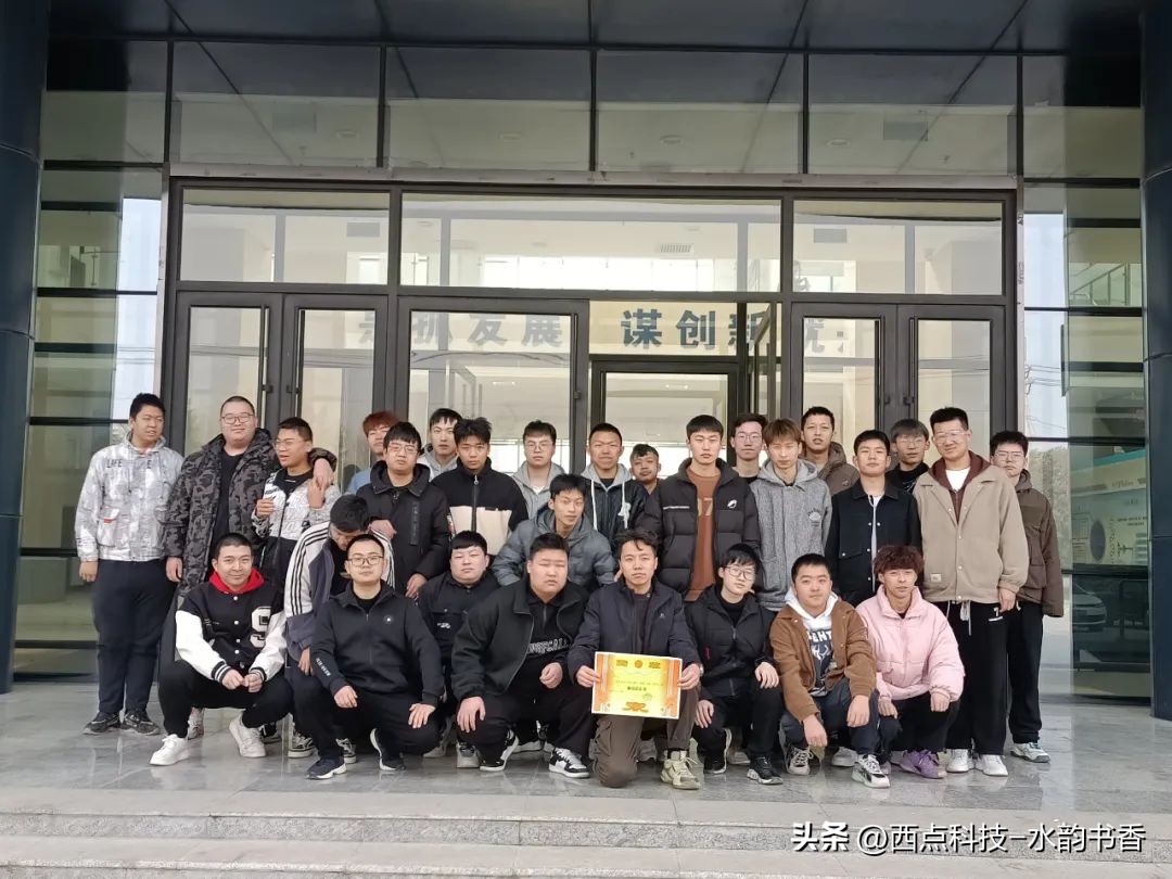 人心齐泰山移团结就是力量,人心齐泰山移团结一心