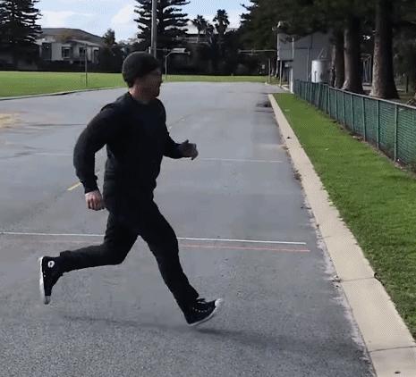 每日一笑游泳教学视频,每日一笑钓鱼片段