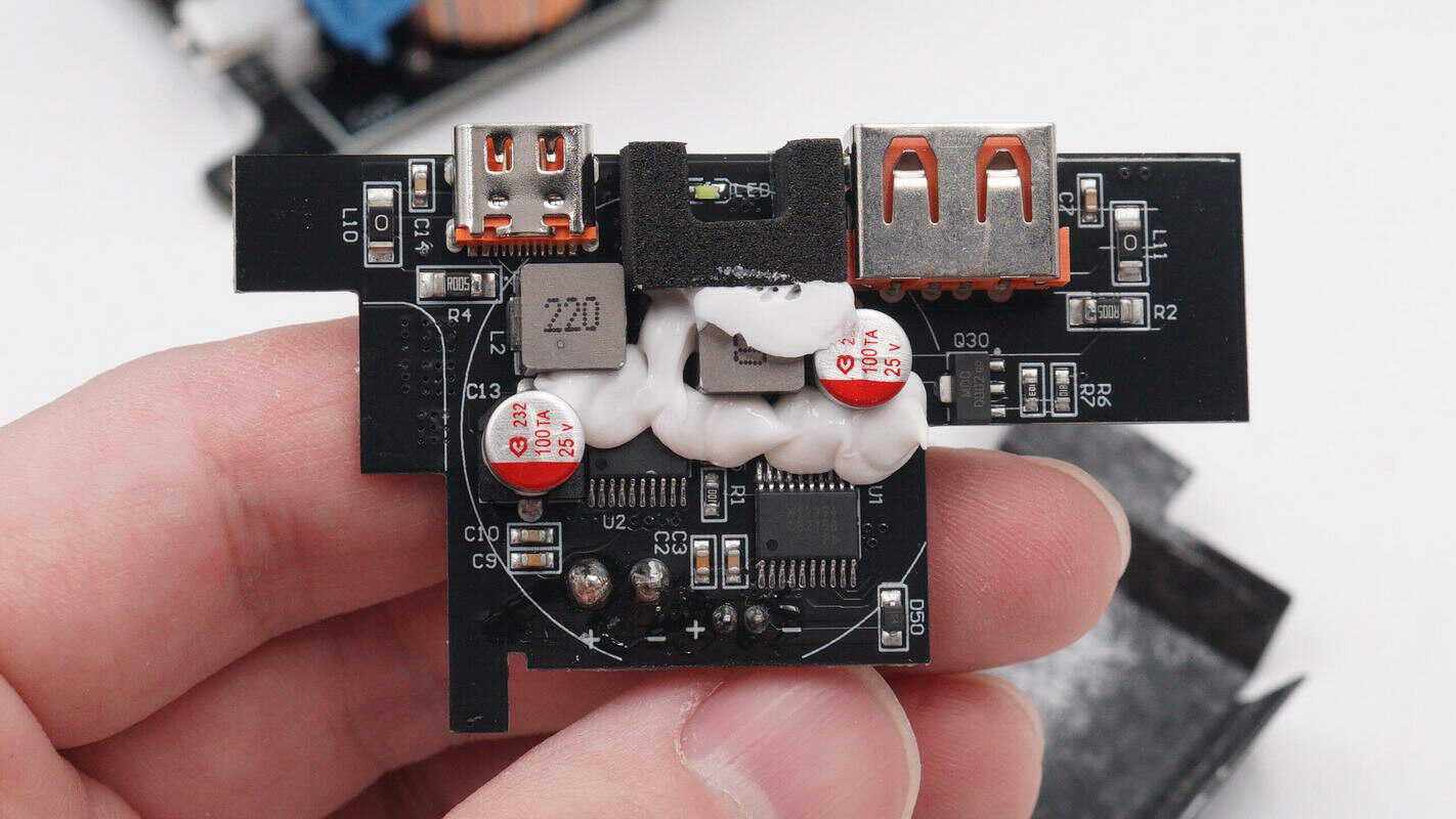 倍思新款150w逆变器,倍思500w车载逆变器