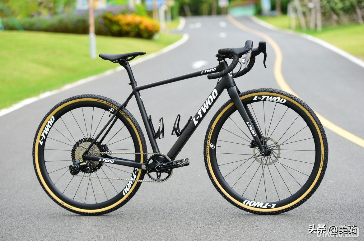 java全碳纤维油压碟刹改装,公路车碟刹电子变速套件推荐