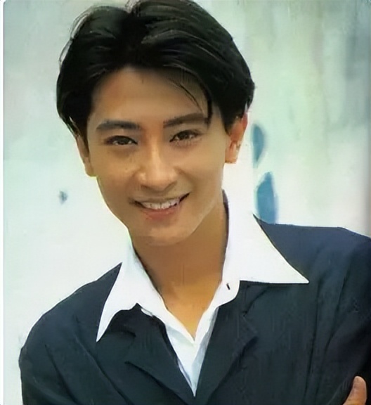 因一句：*鱼岛钓**是中国的，惨遭日本公司封杀20年，如今过得怎么样