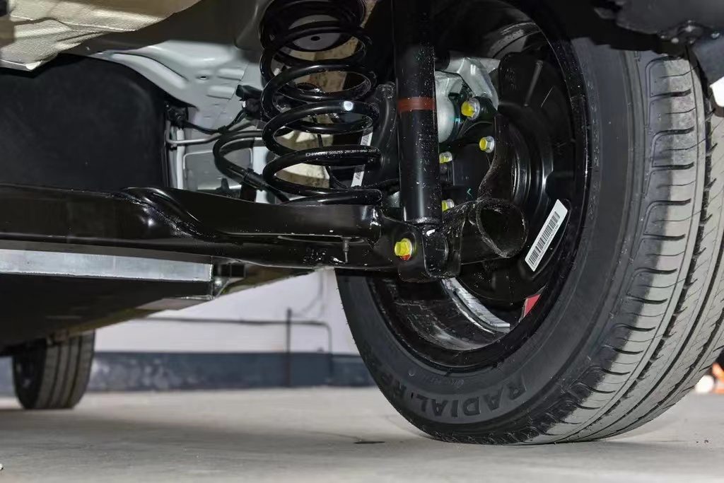 体验长安新能源奔奔e-star,奔奔新能源汽车驾驶感受