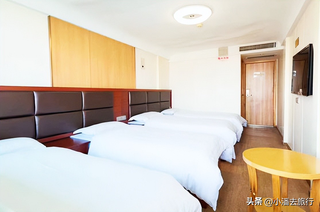 游三峡时间最短的长江游轮有哪些，每人的船票价格需要多少钱？