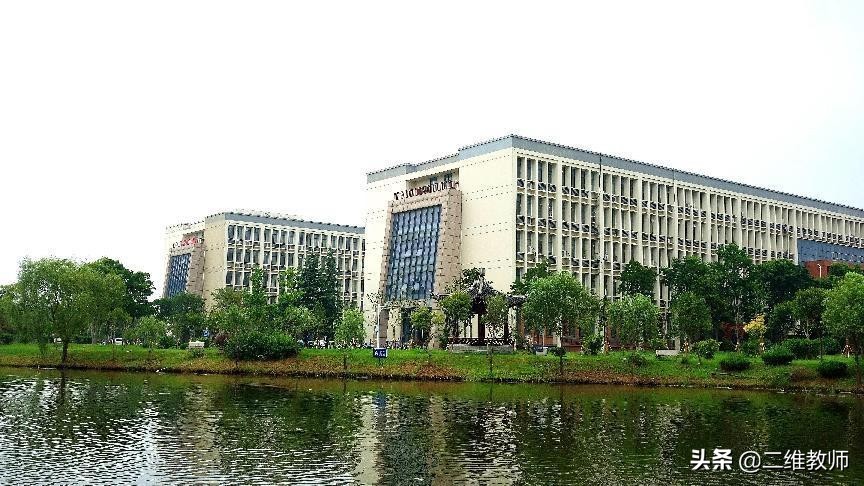 江苏大学pk北方工业大学,江苏大学和扬州大学哪个好考研呢