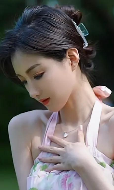 花开花落似晚霞,花开灿烂如晚霞