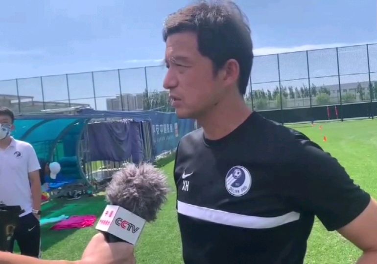 谢晖怼王健林完整视频,王健林对大连足球的贡献