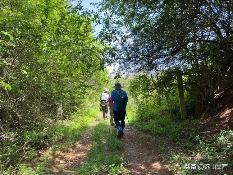 走进昆明安宁，爬癞乌包山、走车木河水库，收获了简单纯粹的快乐