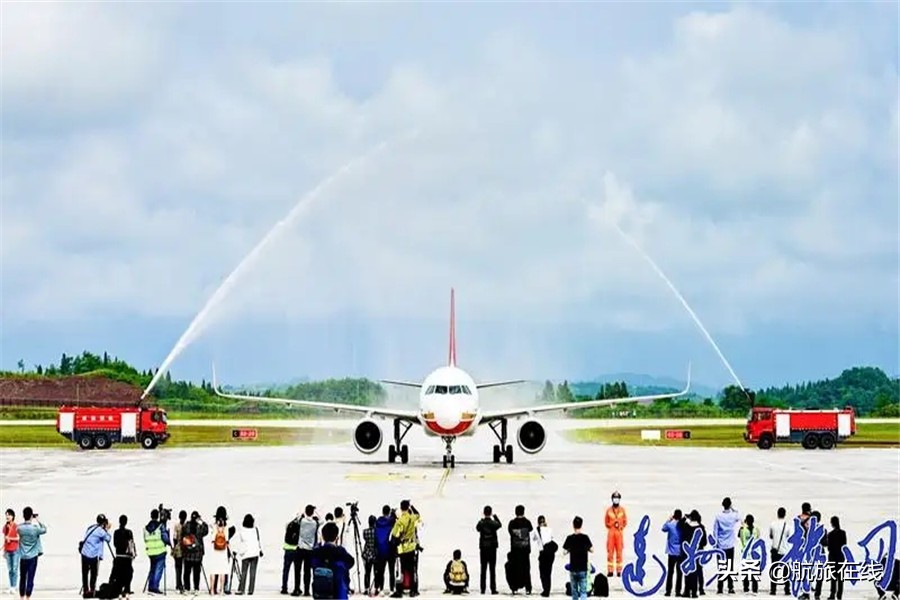 购买机票从哪个平台最方便最便宜,机票订购哪天最便宜