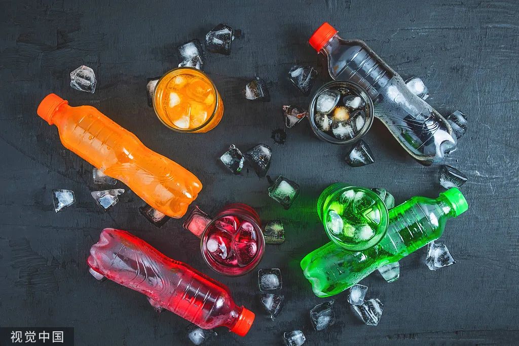 常喝这类饮料会刺激痛风发作,可饮用四种饮料有利于痛风