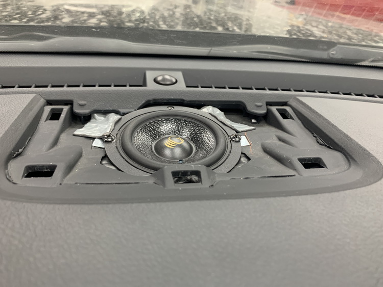 惠州丰田皇冠汽车音响改装,皇冠汽车音响改装价格