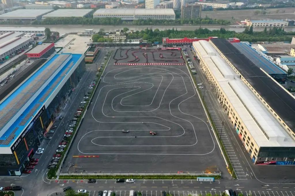 风云闽商|从水产贸易跨界到汽车产业园区，这位“福清哥”经历了什么？