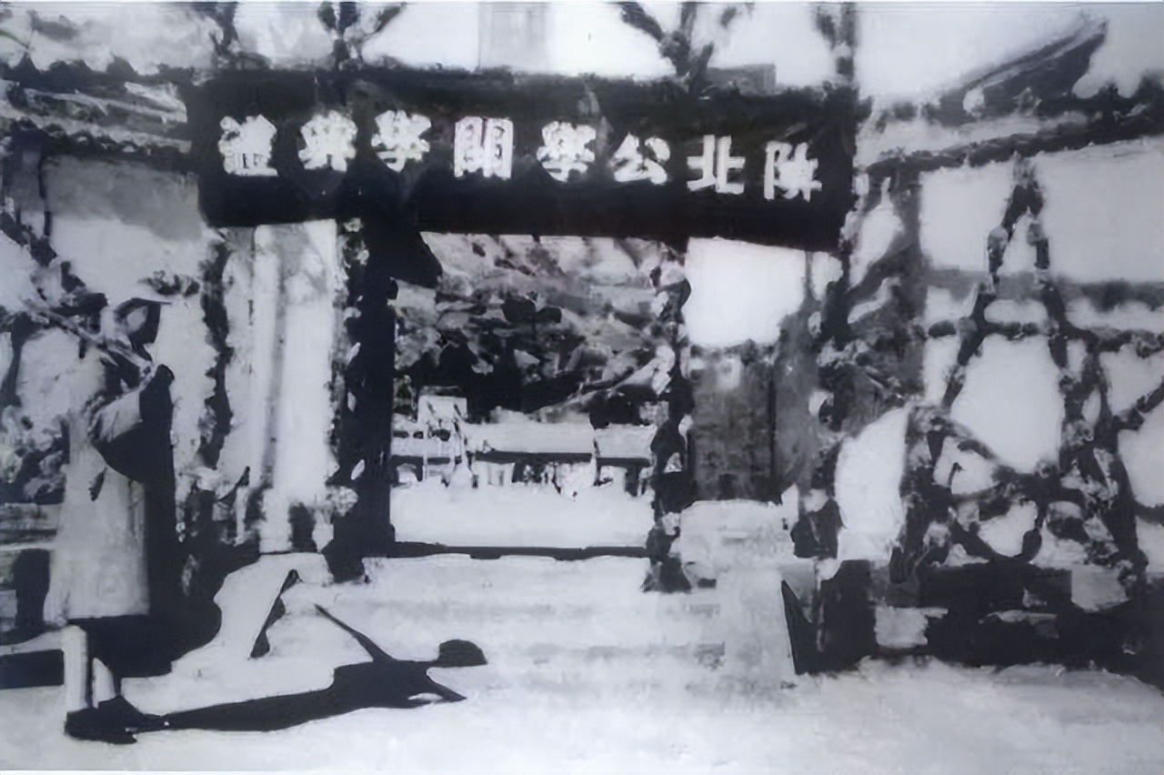 51年毛主席的弟弟被当成贪污犯，一封信揭露真相，还了他一个清白