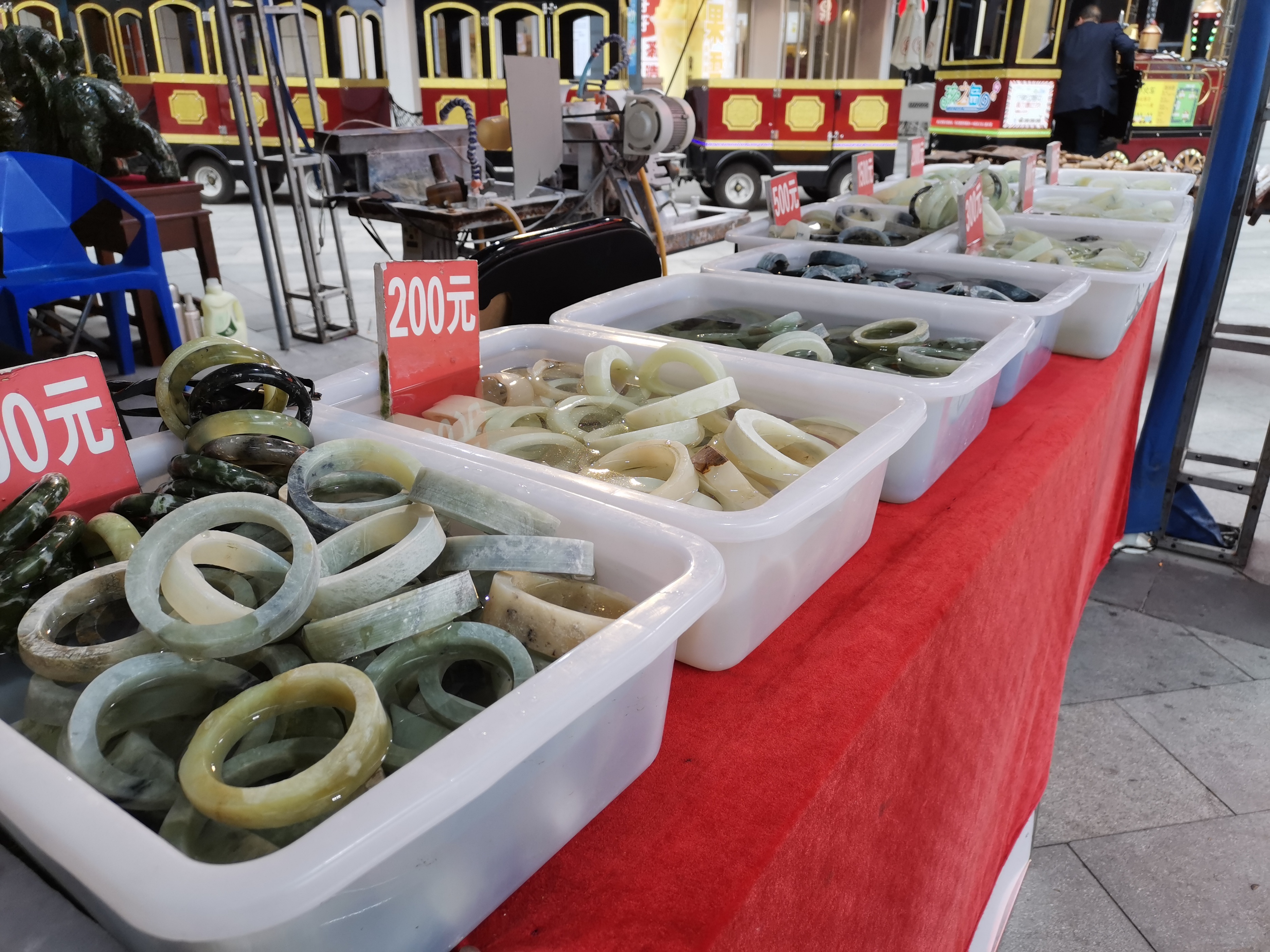 街边买铁皮石斛被套路,小摊买石斛