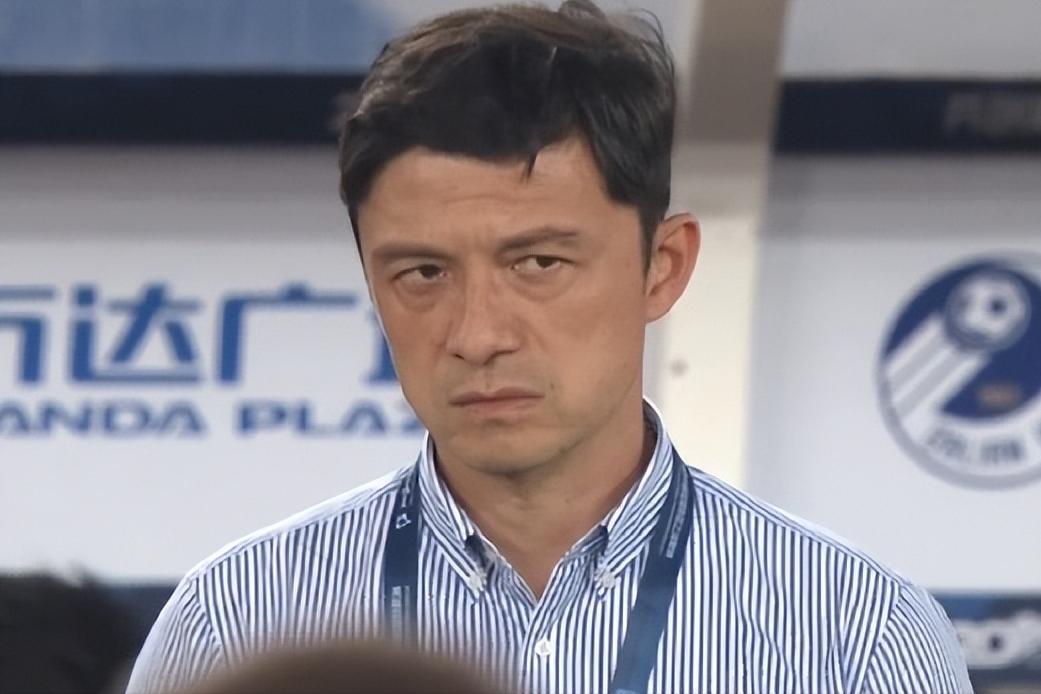 一次七千人的京连对决，一场无人满意的2比2，拉跨与换帅是主旋律