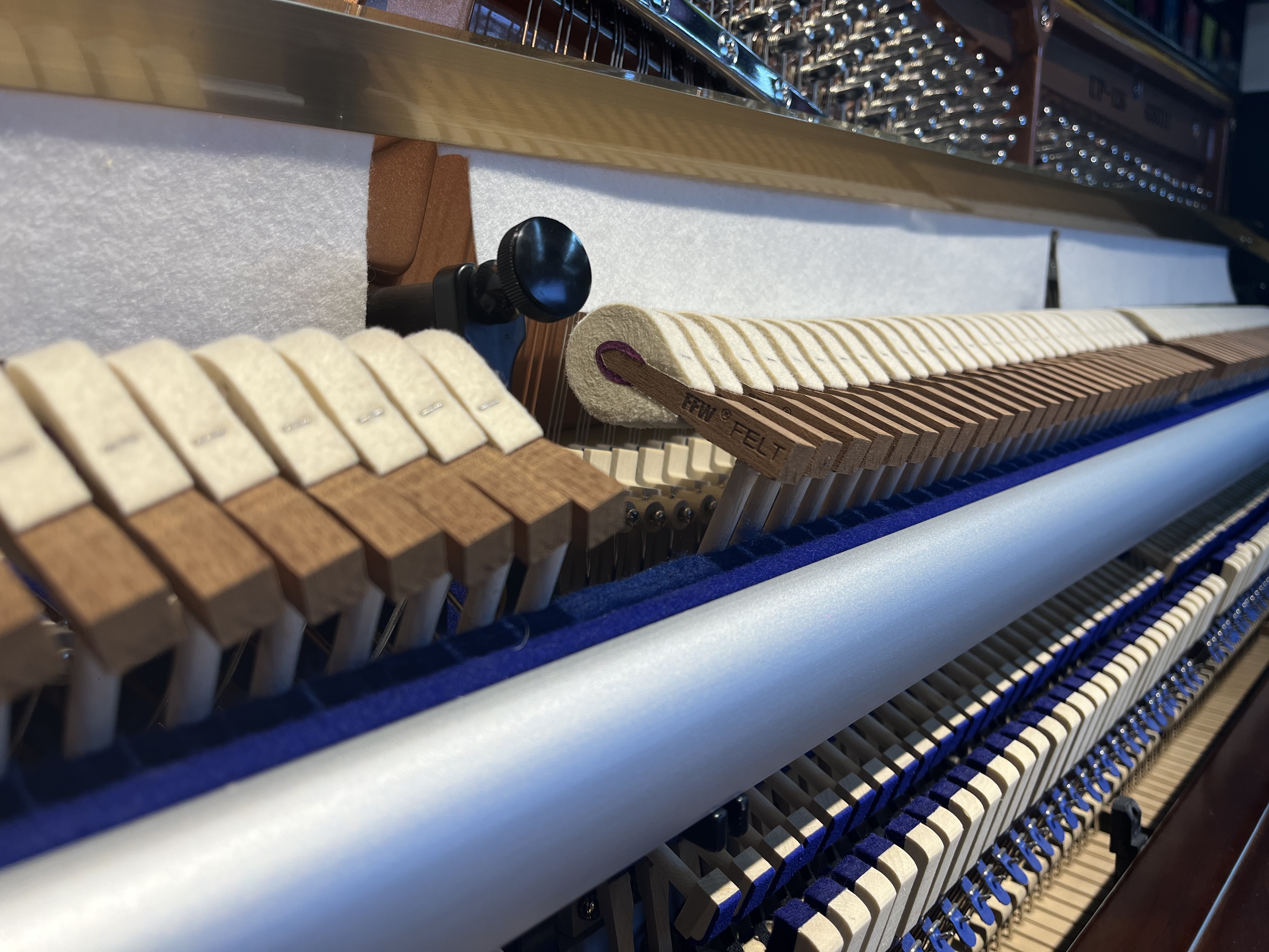 欧曼钢琴的优缺点,欧曼钢琴全部视频