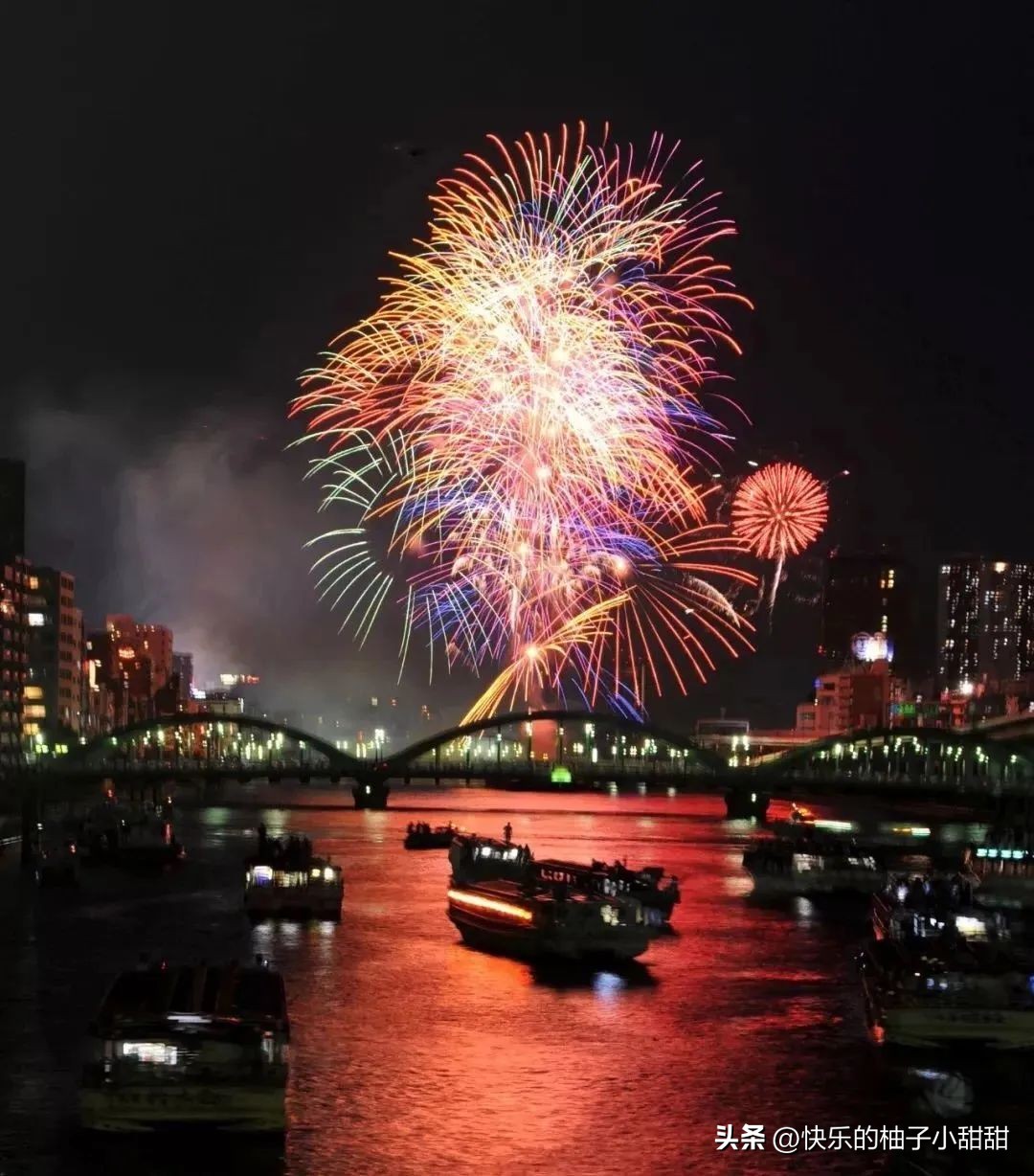海水不输冲绳，这座青春背后的小城，夏日烟花又封神了！