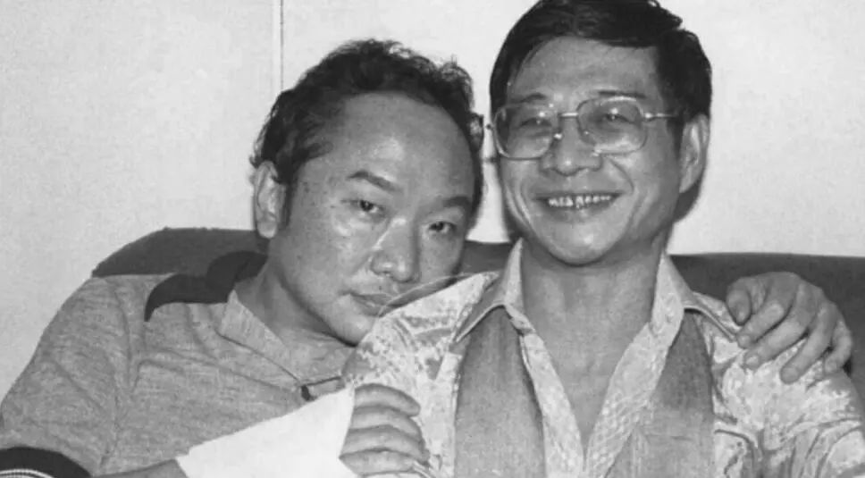 给双子座道歉买什么,给双子座扣个问号