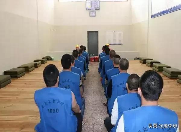 吃夜宵打架行政拘留,街头打架斗殴刑拘