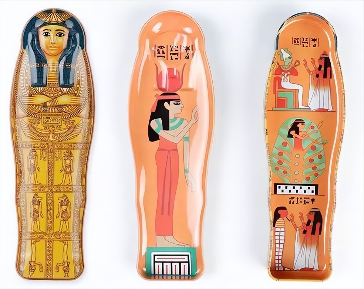 马踏飞燕玩偶引争议,马踏飞燕丑萌玩偶火出圈