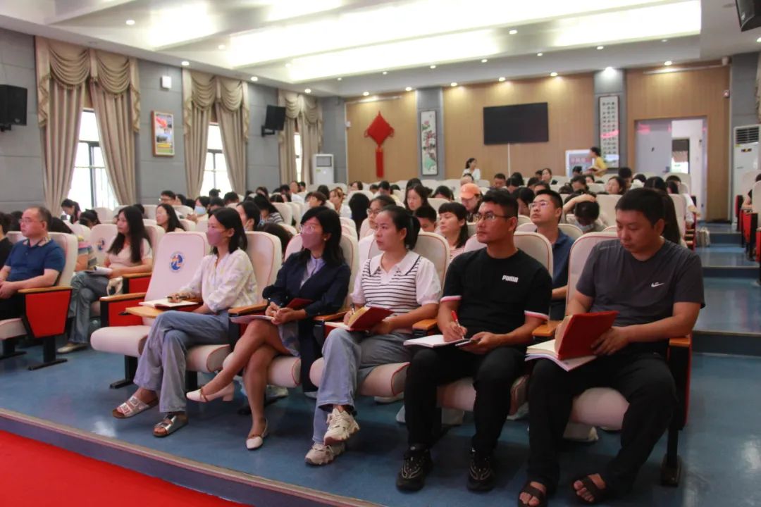 九年级开学收心动员会,光谷九小寒假时间