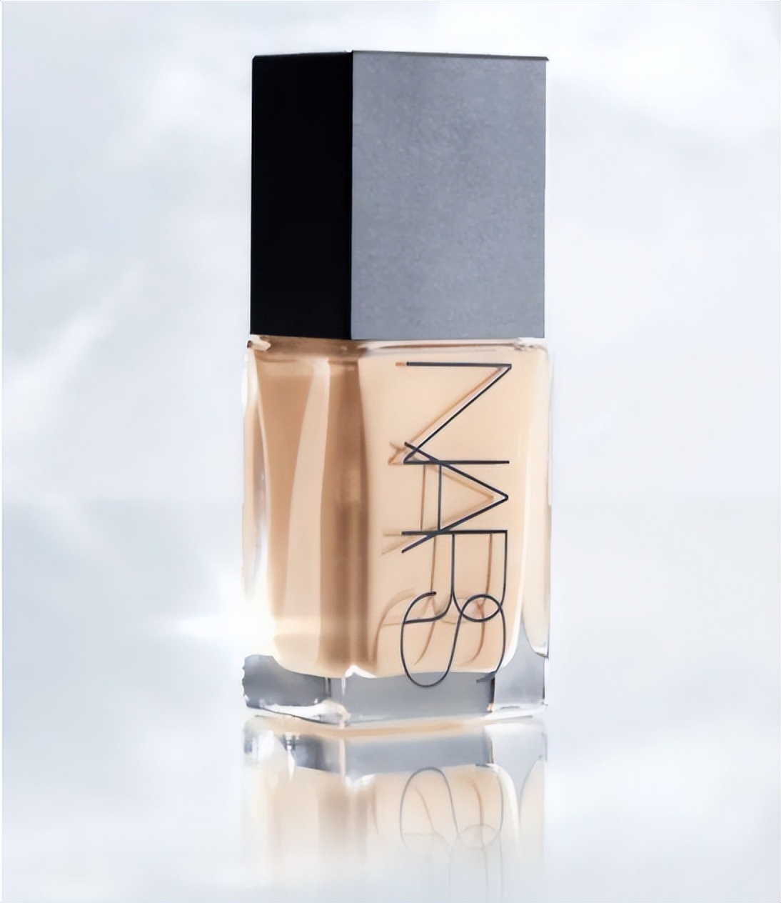 10款超好用的大牌粉底液,无限回购的粉底液轻松打造奶油